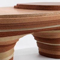 <a href="https://www.galeriegosserez.com/artistes/salamoun-roula.html">Roula Salamoun</a> - Strata table "Magna" - Low Table